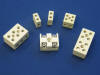 Morsetti in ceramica con attacchi in acciaio inox.